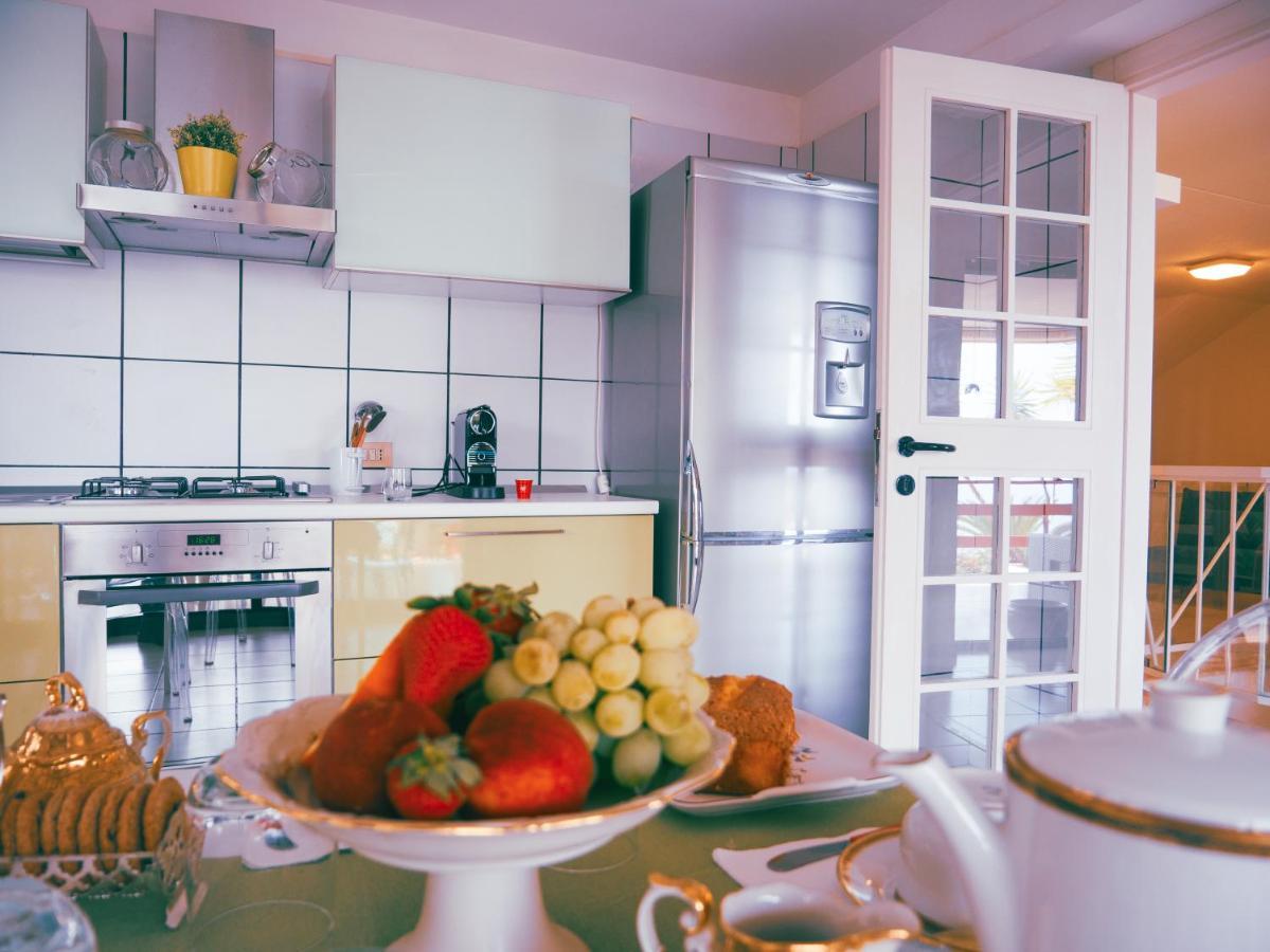 Sea Apartment & Pool 2 Palermo Ngoại thất bức ảnh